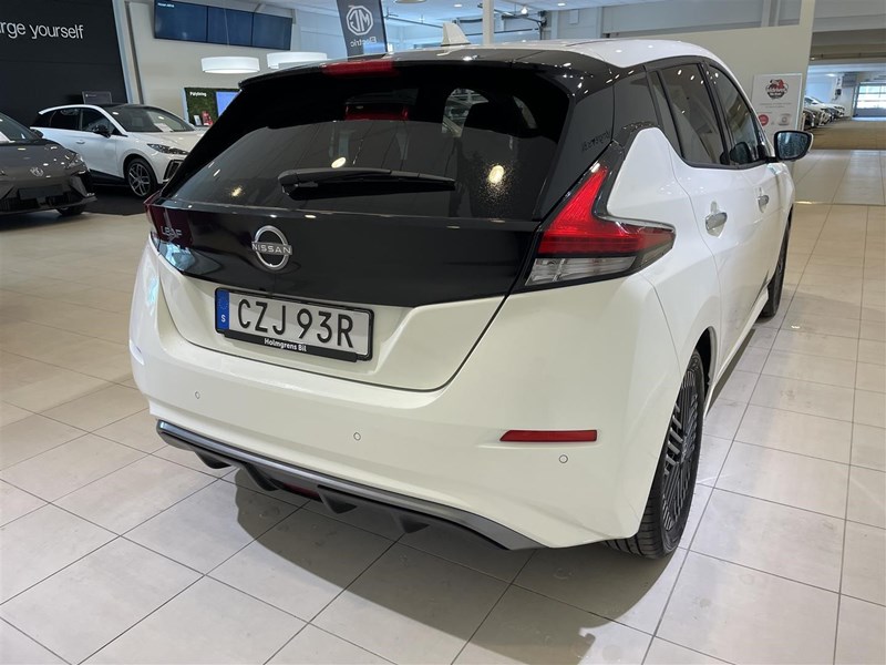 Nissan Leaf N-Connecta 39 kWh Releasing 3995:_6