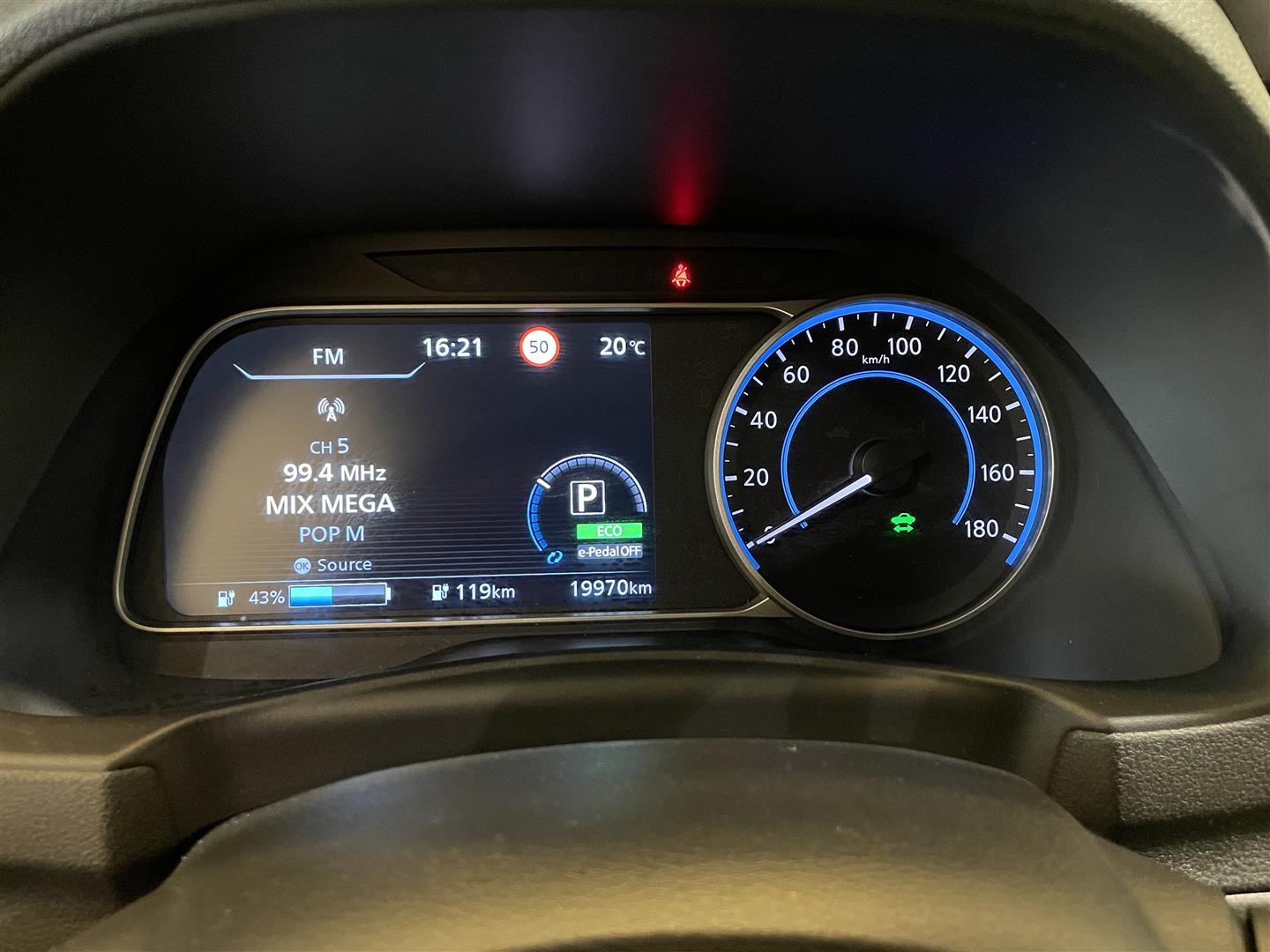 Nissan Leaf N-Connecta 39 kWh Releasing 3995:_14