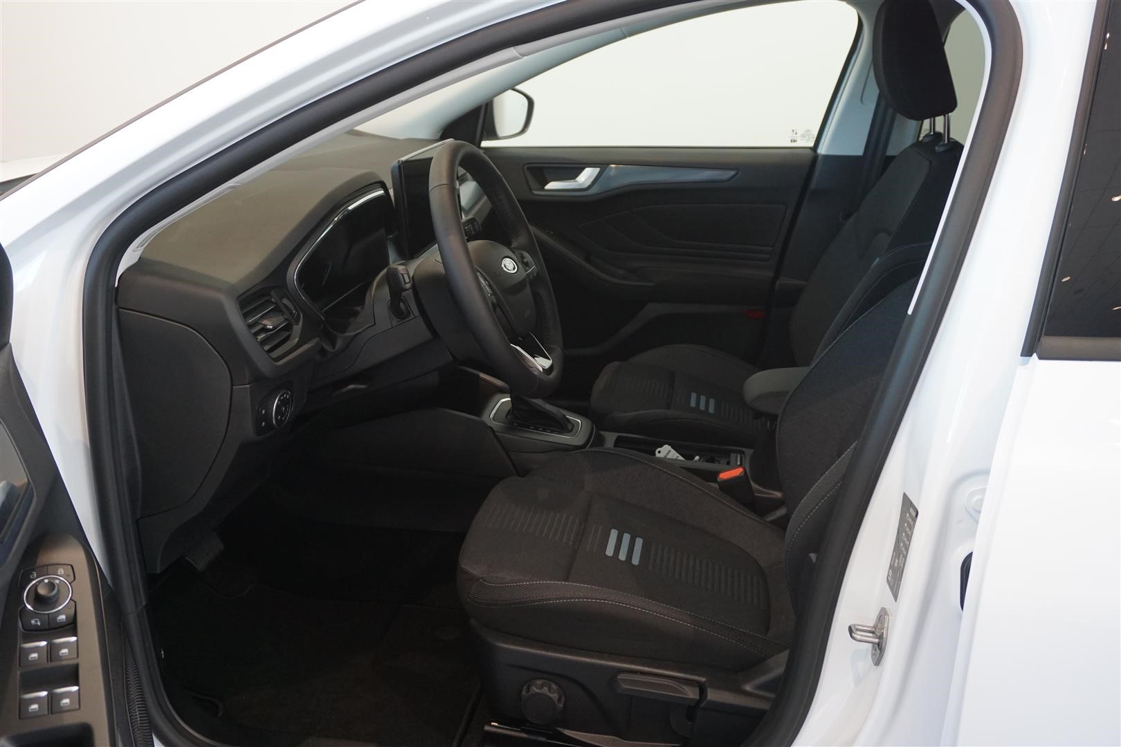 Ford Focus Active 1.0T EcoBoost MHEV 125hk E85 Edition 7-DCT_3