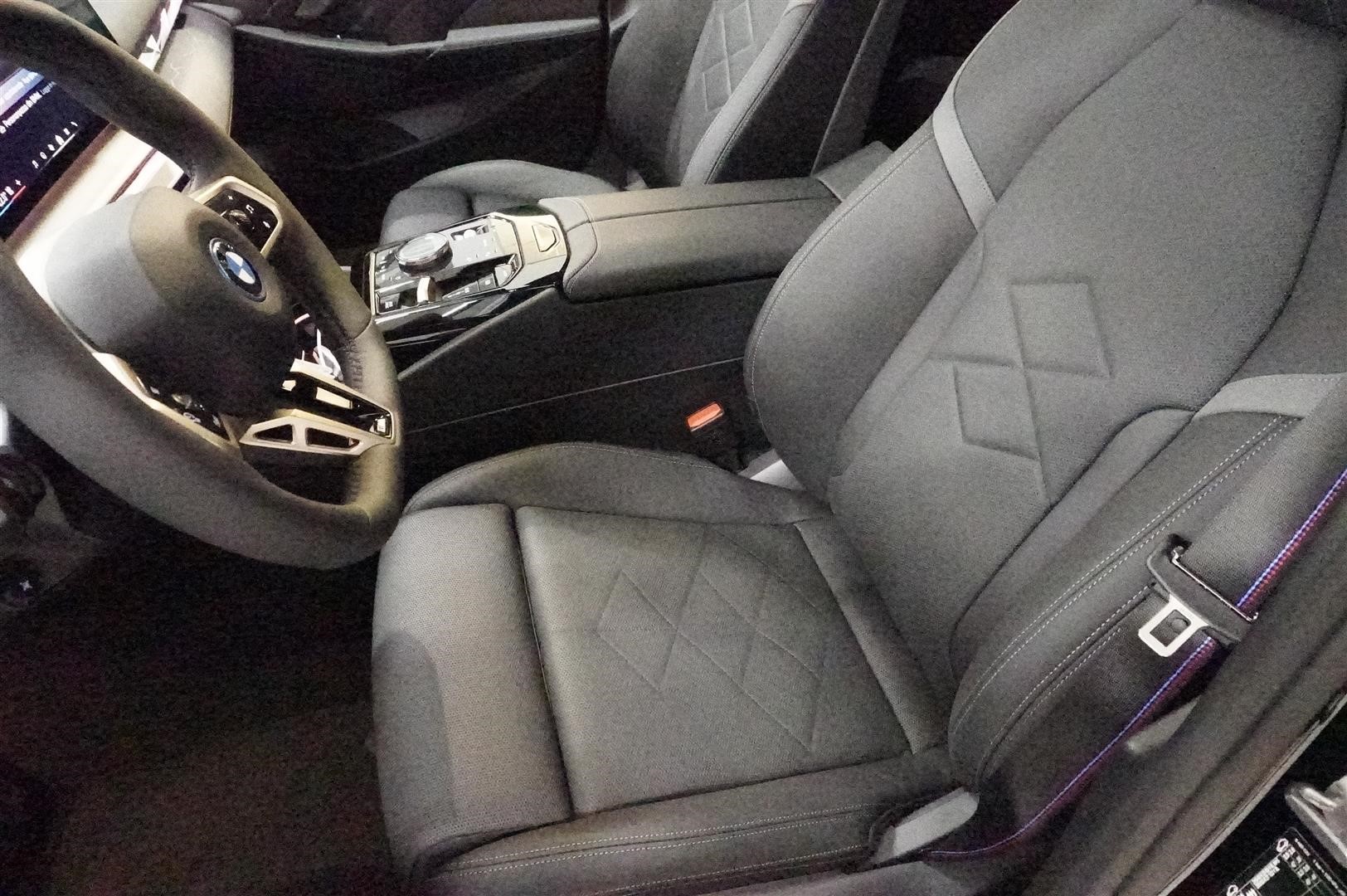 M Sport Pro Innovation DAP Panorama Keyless Drag_5