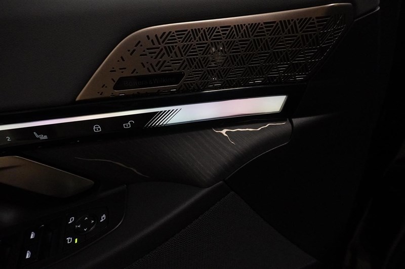 M Sport Pro Innovation DAP Panorama Keyless Drag_7