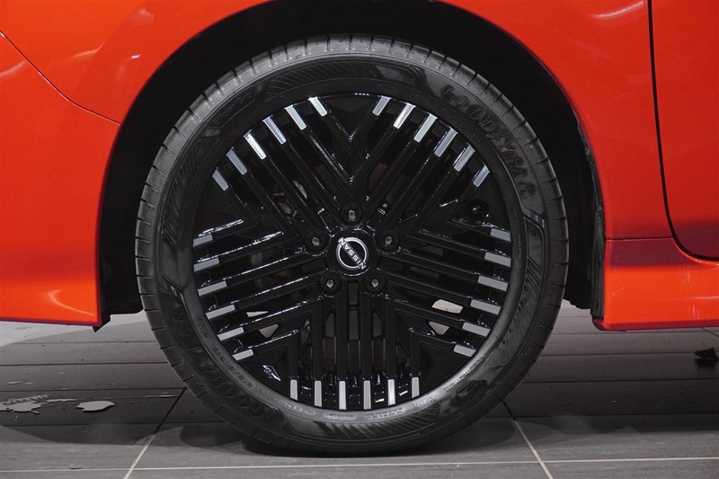 N-Connecta 39 kWh 360° Keyless Add-Farth._6