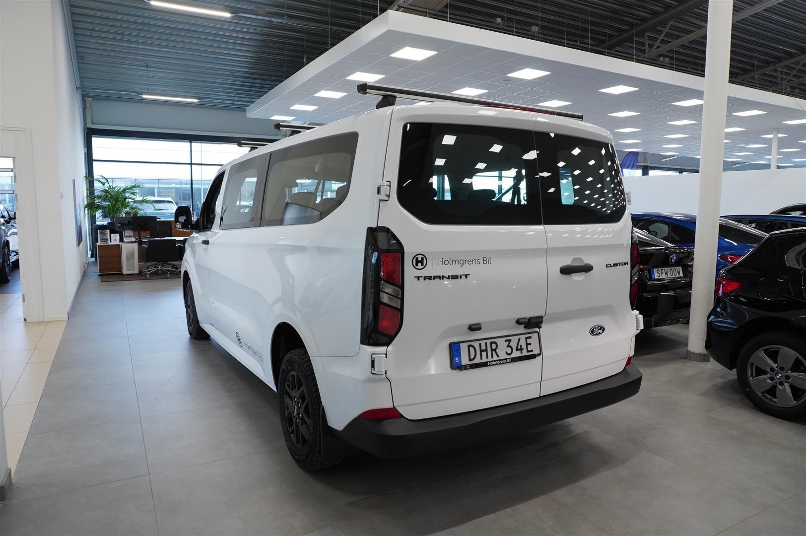 Kombi Minibuss Trend 320l LWB 2.0l 170hk 8AT FWD_2