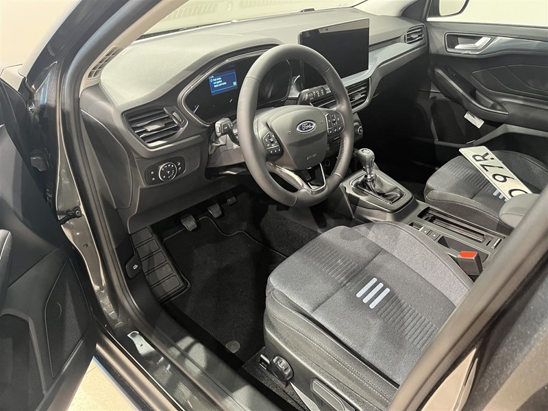 Ford Focus Active 1.0T EcoBoost MHEV 125hk E85 Edition 6MT_3