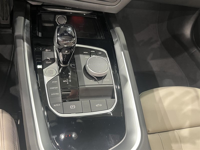 sDrive20i M Sport Innovation Rattvärme Elstol H K_11