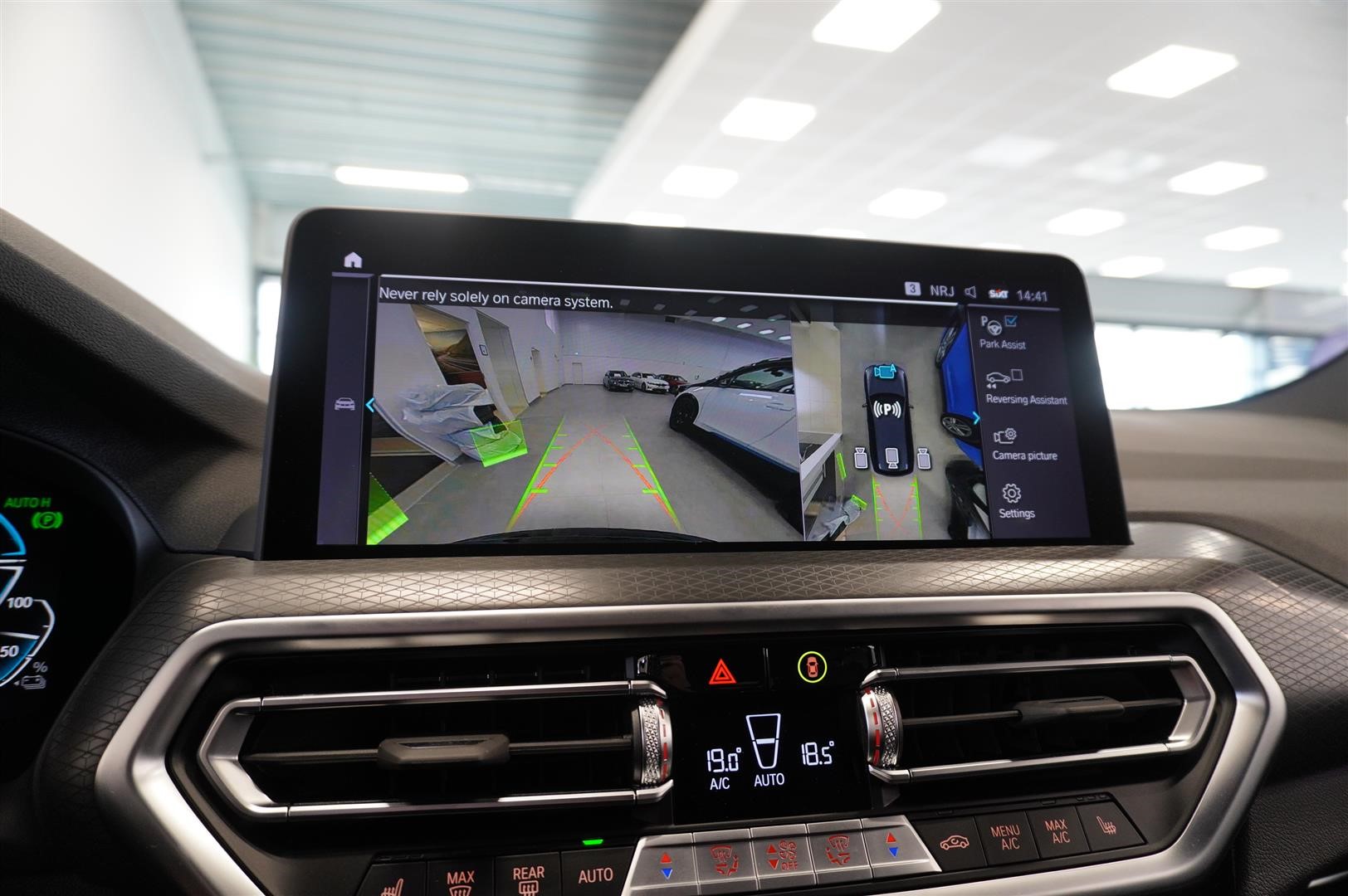xDrive30e M-Sport Innovation Drag 360° H K DA Pro_19