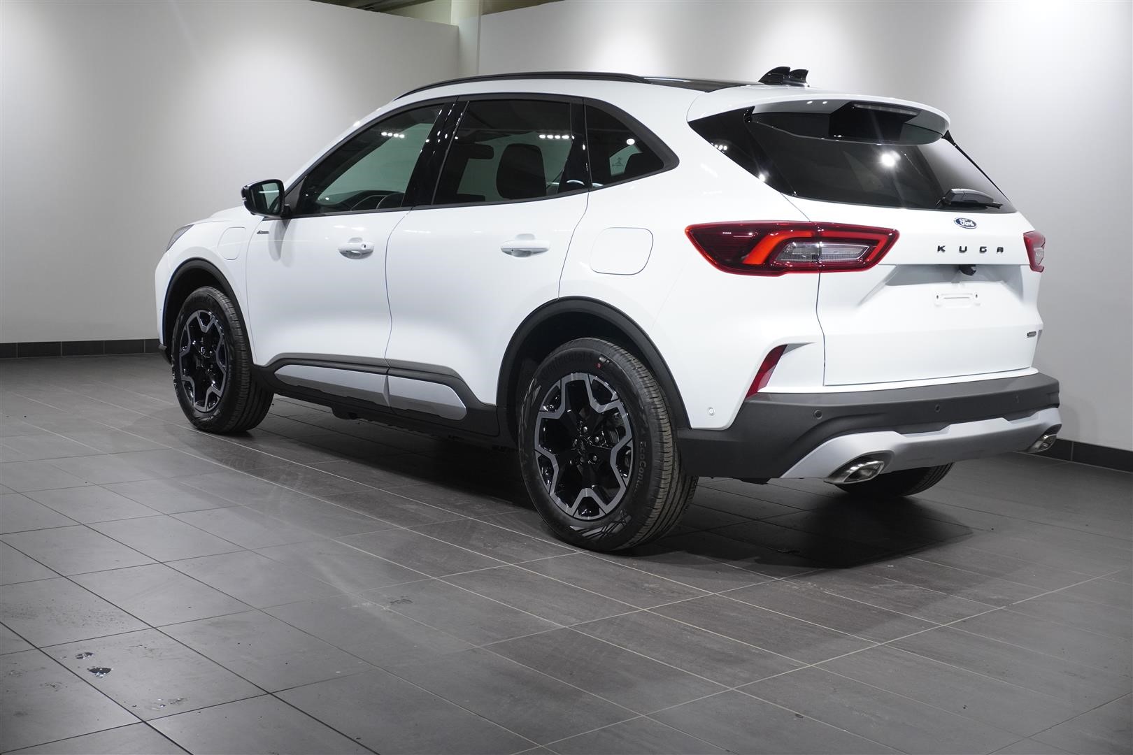 Active X 2.5 Plug-In Hybrid FWD 243hk Business Edition CVT Inkl. Dragkrok_2