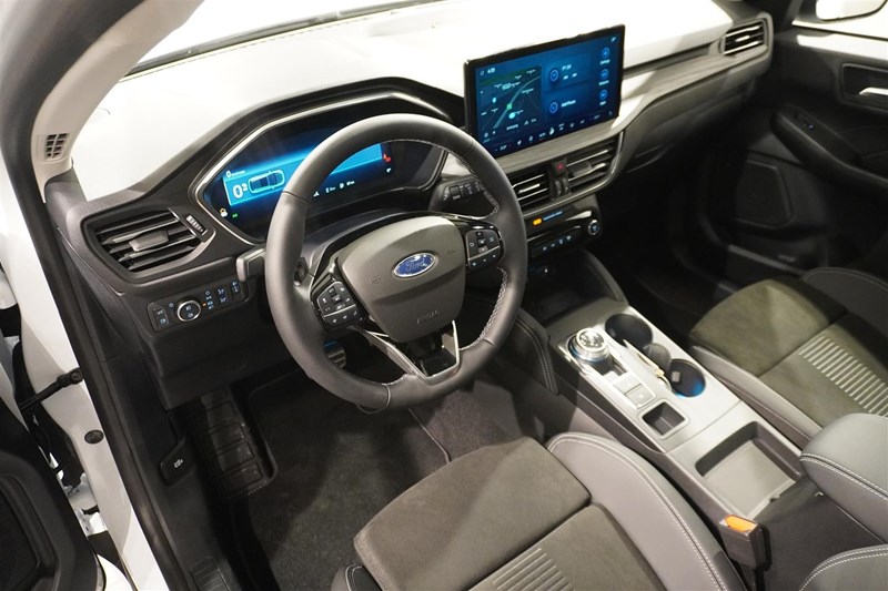 Active X 2.5 Plug-In Hybrid FWD 243hk Business Edition CVT Inkl. Dragkrok_7