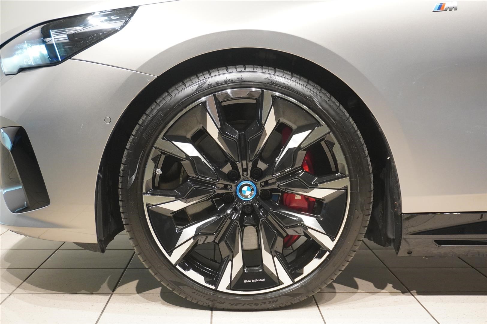M Sport Pro Innovation DAP Keyless B&W Drag_2