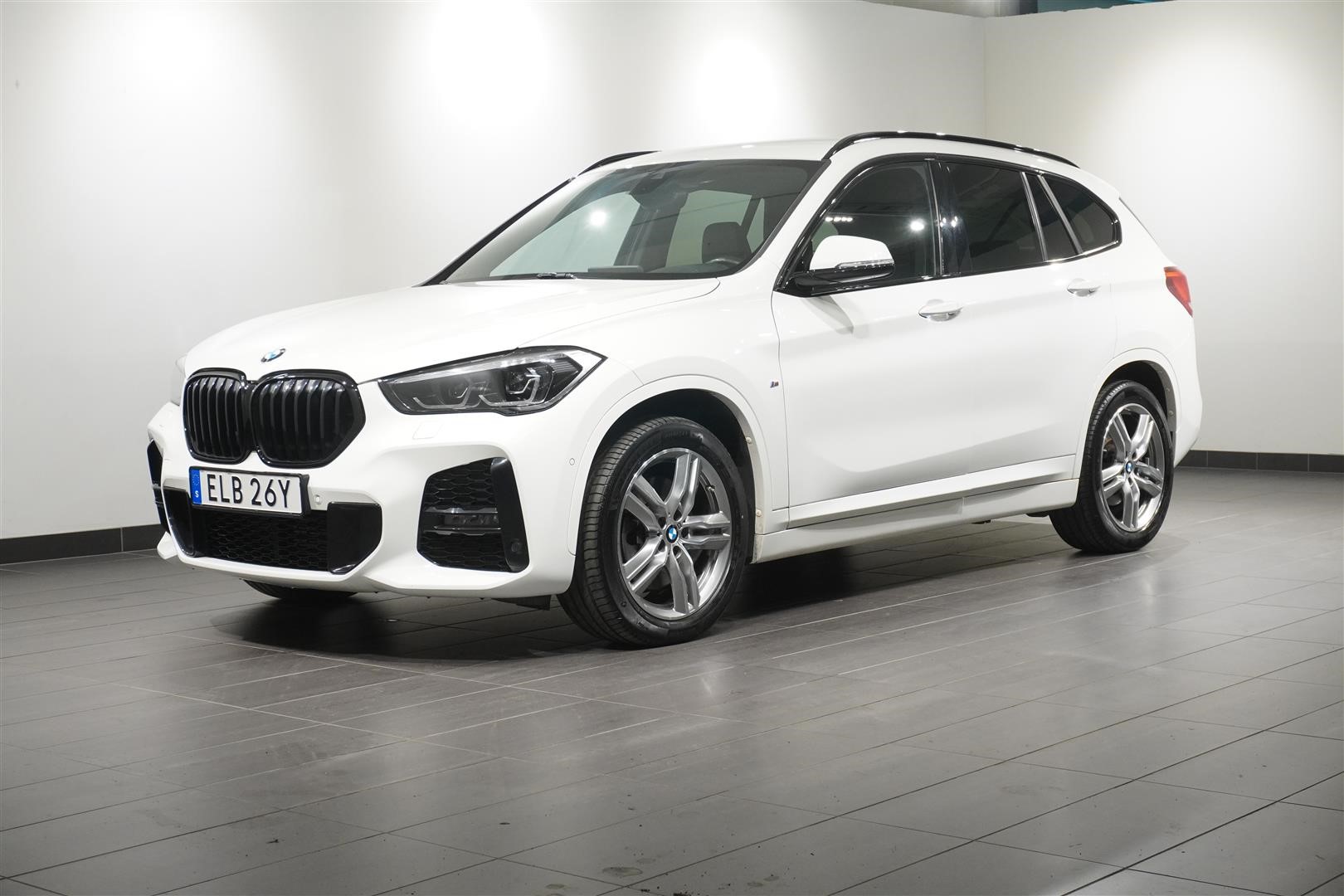 xDrive20d M Sport Drag HUD PA Connected