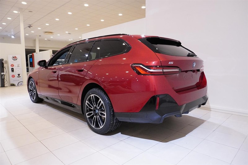 Edrive Touring M Sport Active Launch Ed Drag_5