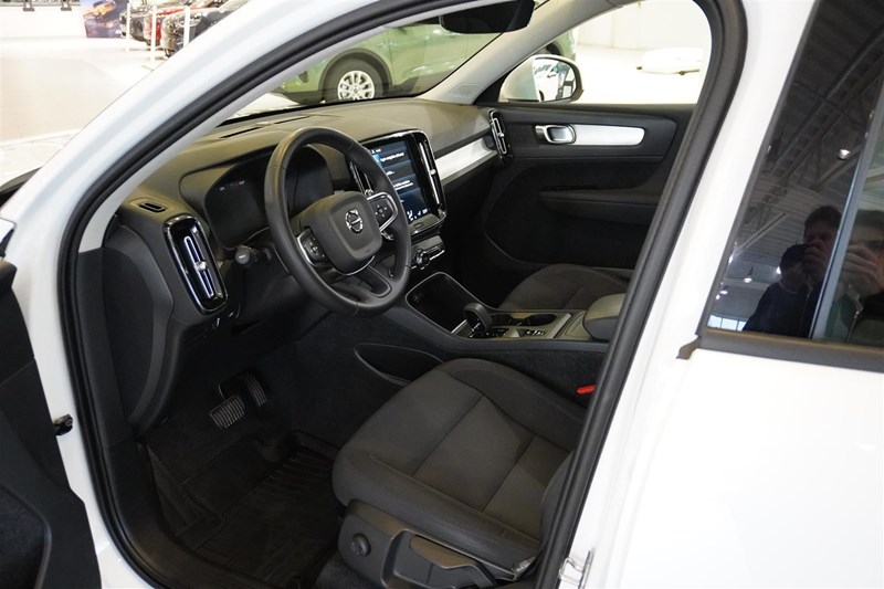 B4 AWD Geartronic Momentum Adv Blis Drag_5