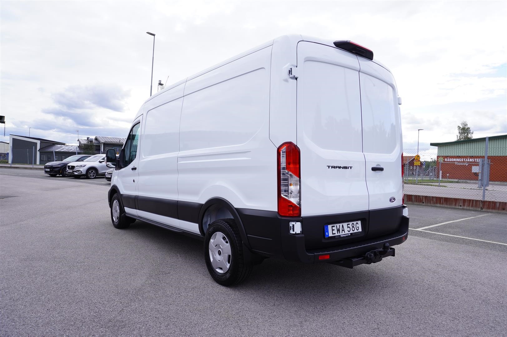 Skåp Trend 350 L3 2.0l Ecoblue 165 hk 8AT FWD_2