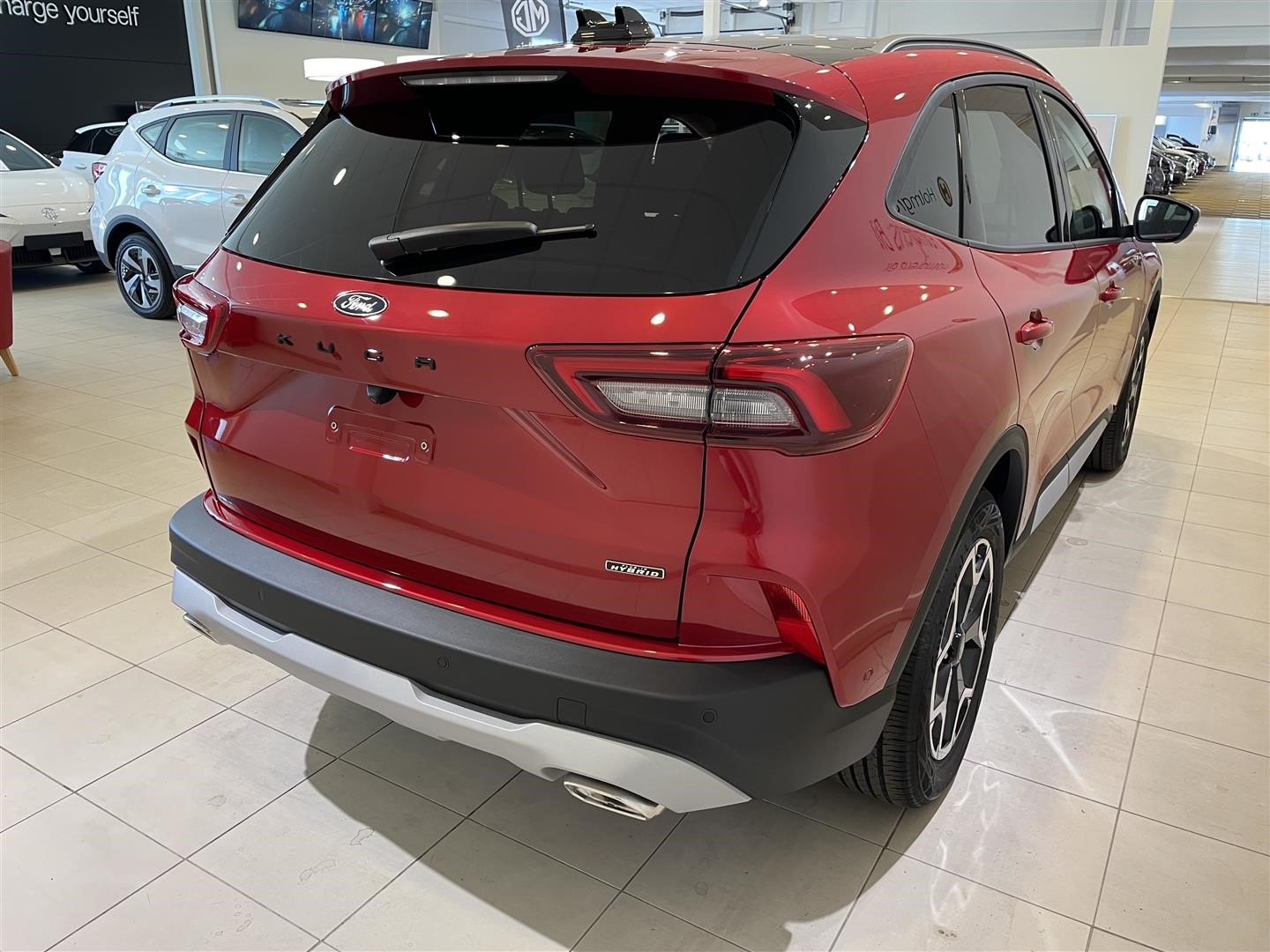 Active X 2.5 Plug-In Hybrid FWD 243hk Business Edition_6