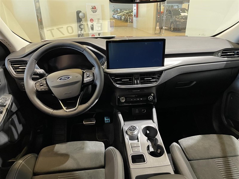 Active X 2.5 Plug-In Hybrid FWD 243hk Business Edition_12