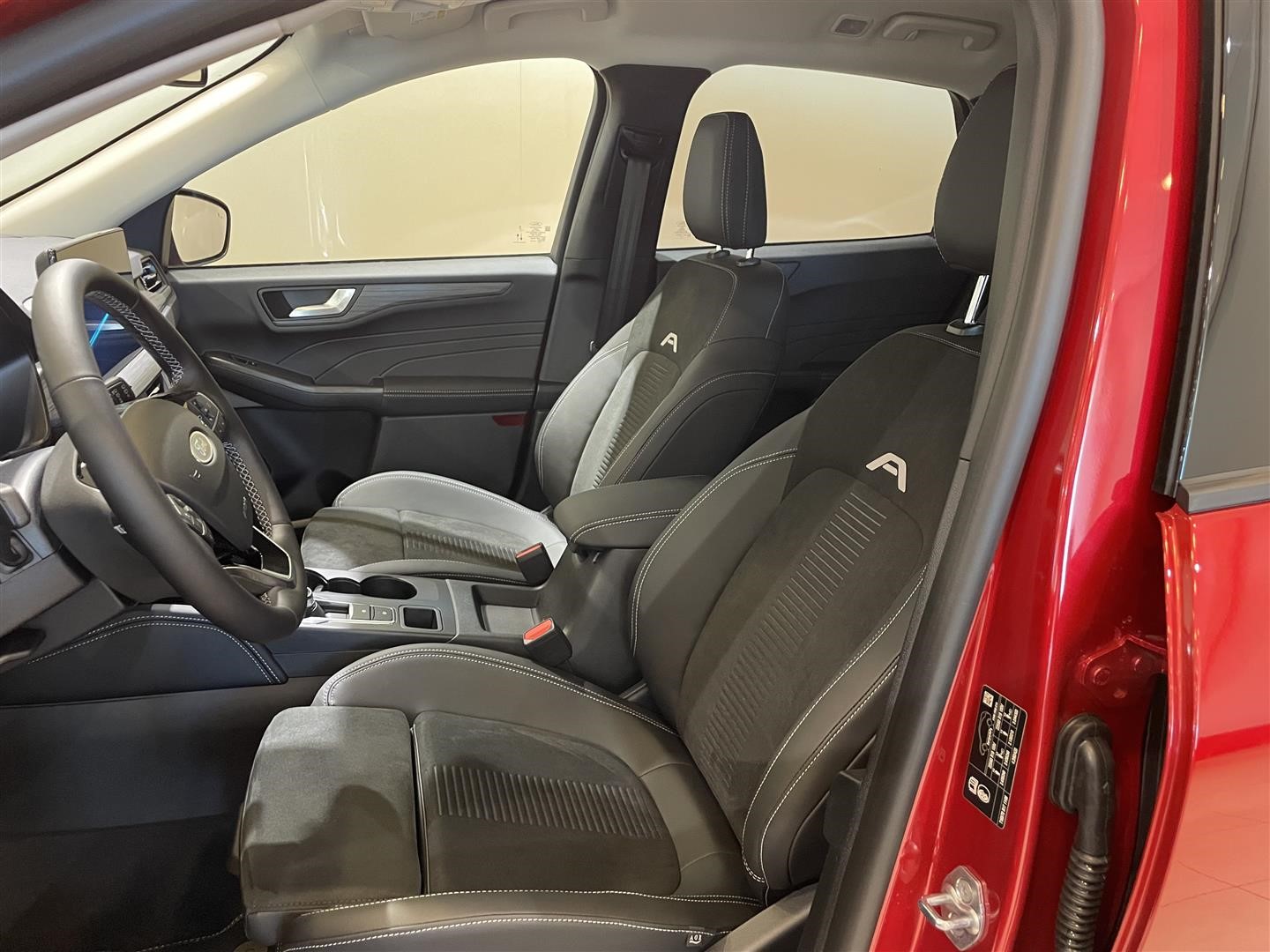Active X 2.5 Plug-In Hybrid FWD 243hk Business Edition_14