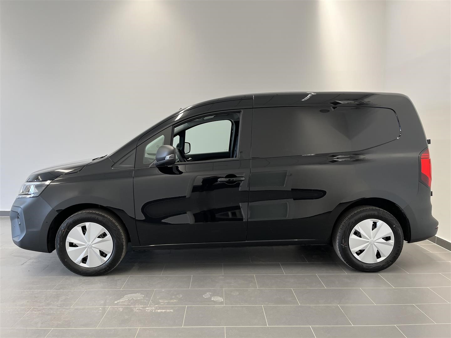Van EV 45kWh N-Connecta L1 Blind FD + SSD Holmgrens Edition_3
