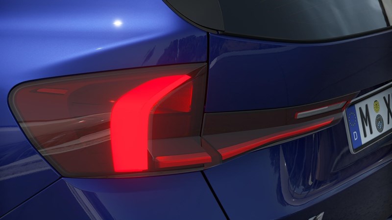 xDrive25e M-Sport Active Launch Ed Drag_7