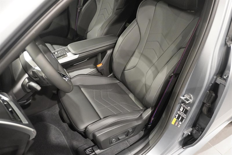 M Sport Pro Innovation Panorama DAP Drag_11