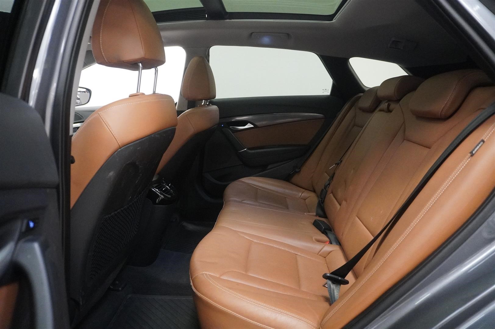 Kombi 1.7 CRDi Premium 141 hk Aut Panorama Drag 141 hk 2.99% Ränta_5