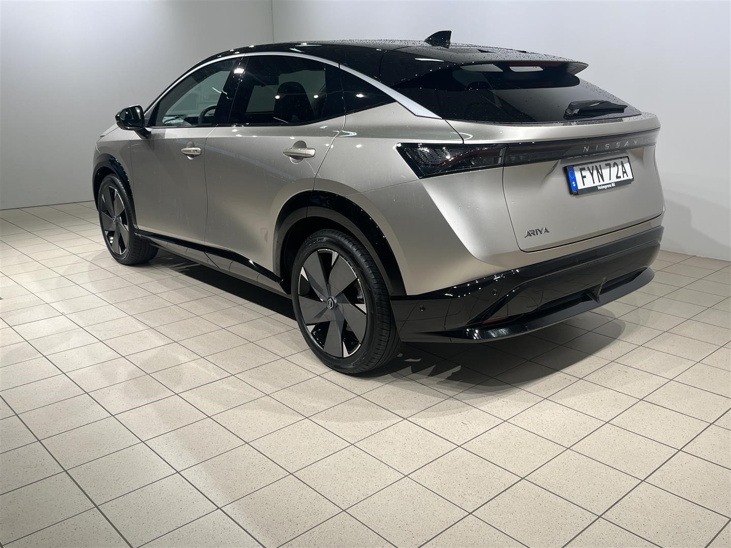 87 kWh Evolve 2WD 20 360° Panorama HUD_2