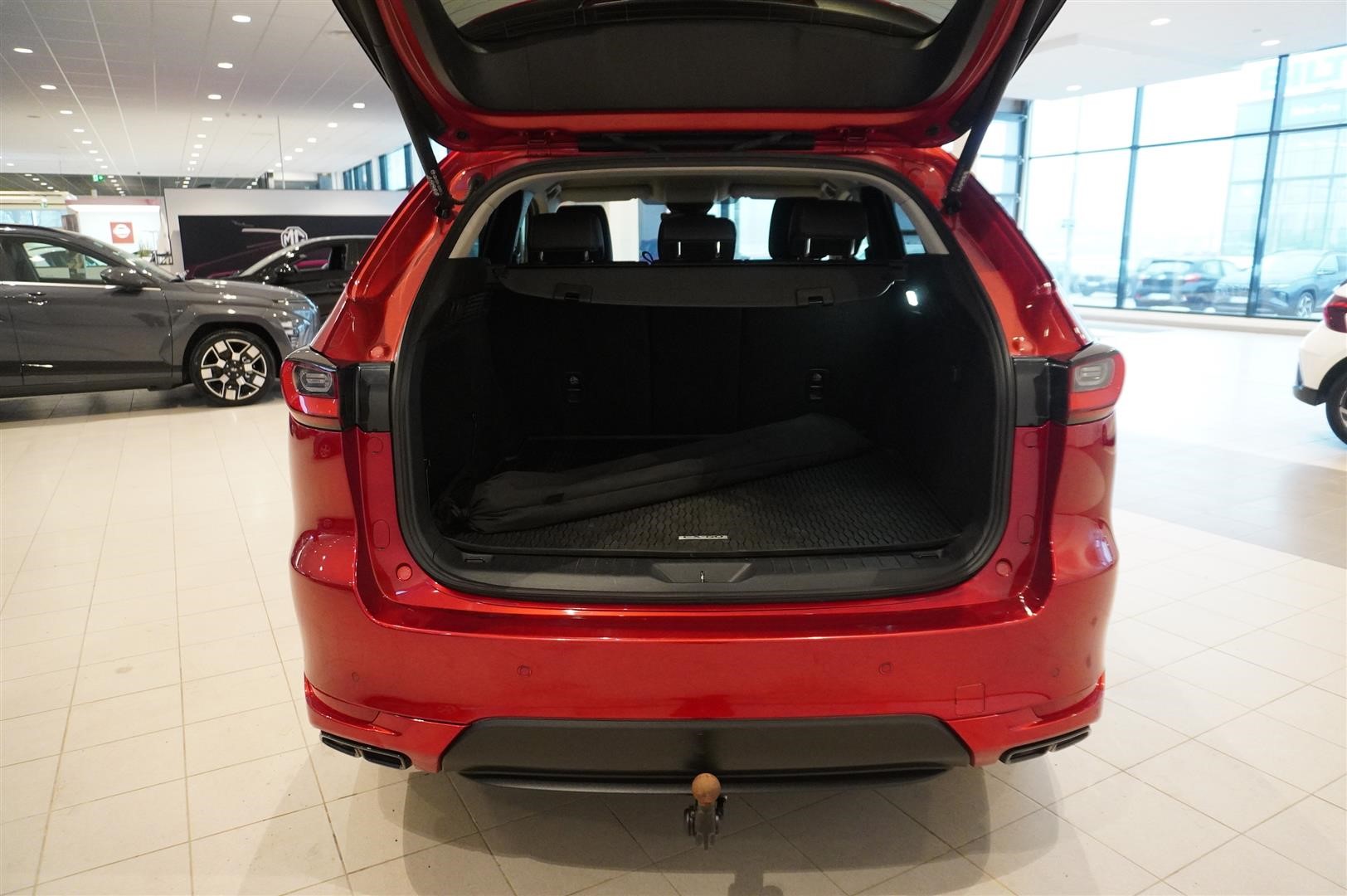 PHEV AWD Homura Drag_15