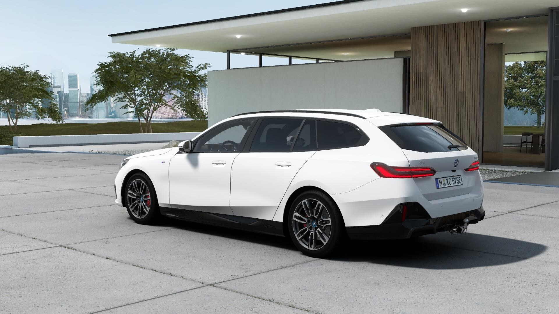 Touring M Sport Pro Active Launch Ed Drag DA+_1