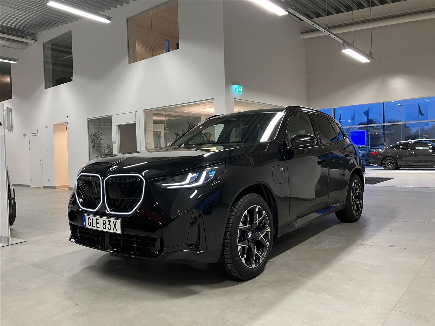 30e xDrive M Sport Pro Business Launch Ed Drag DA+ H K
