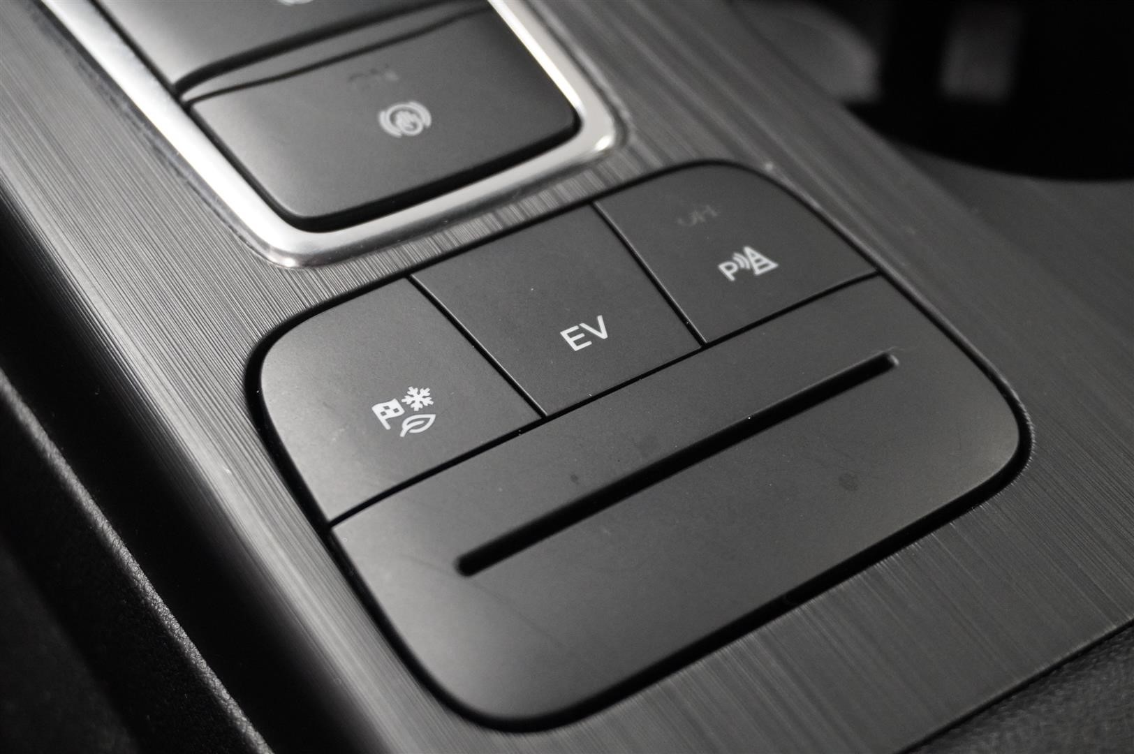 Titanium 2.5 Plug-In Hybrid FWD 225hk CVT Vinterpaket_13