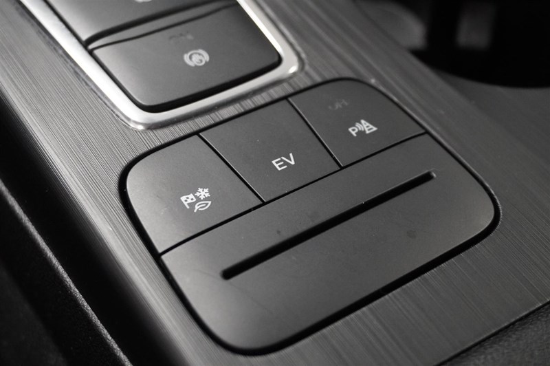 Titanium 2.5 Plug-In Hybrid FWD 225hk CVT Vinterpaket_13