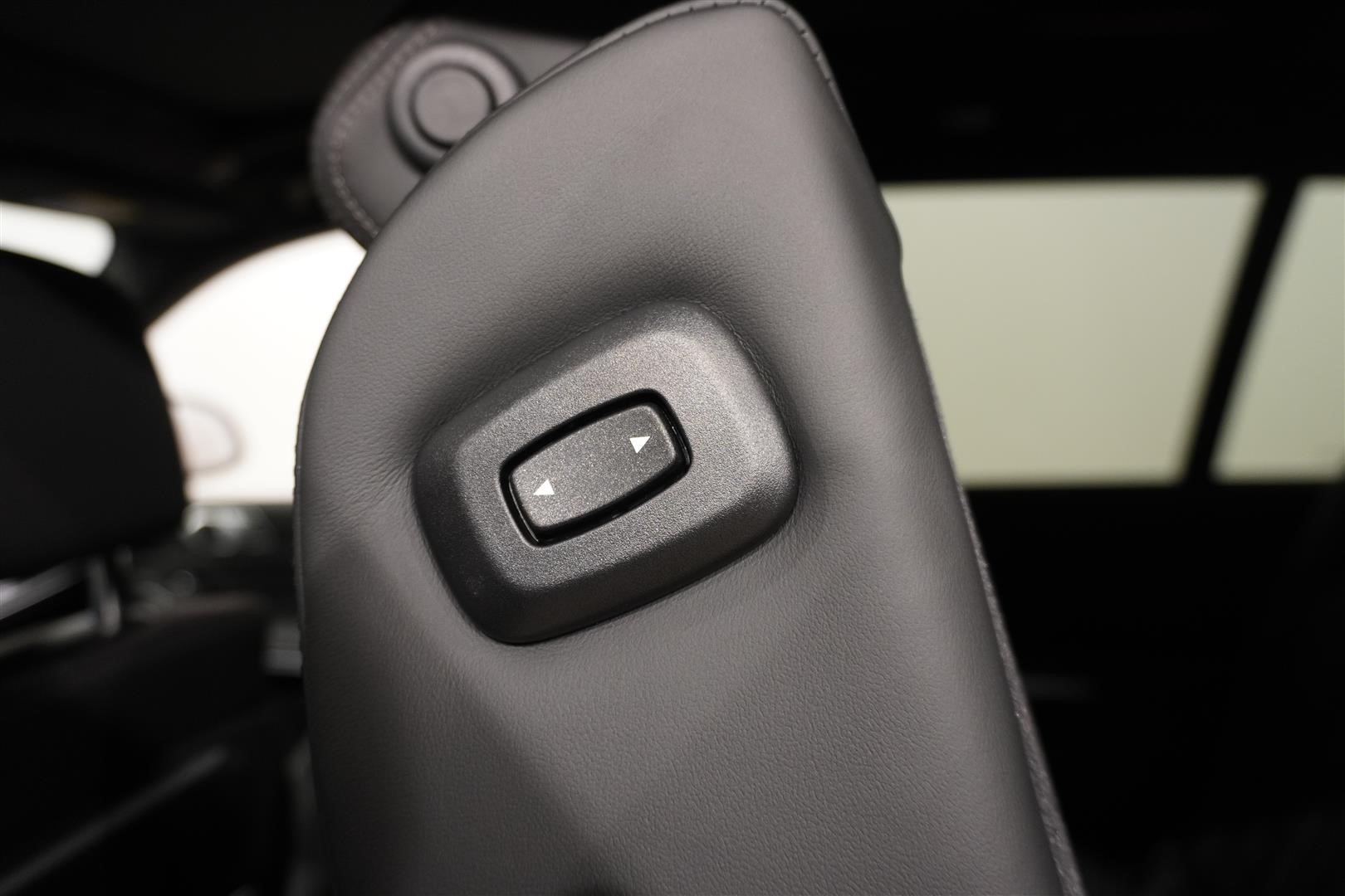 M60i xDrive Exclusive Comfort Bw Drag_14