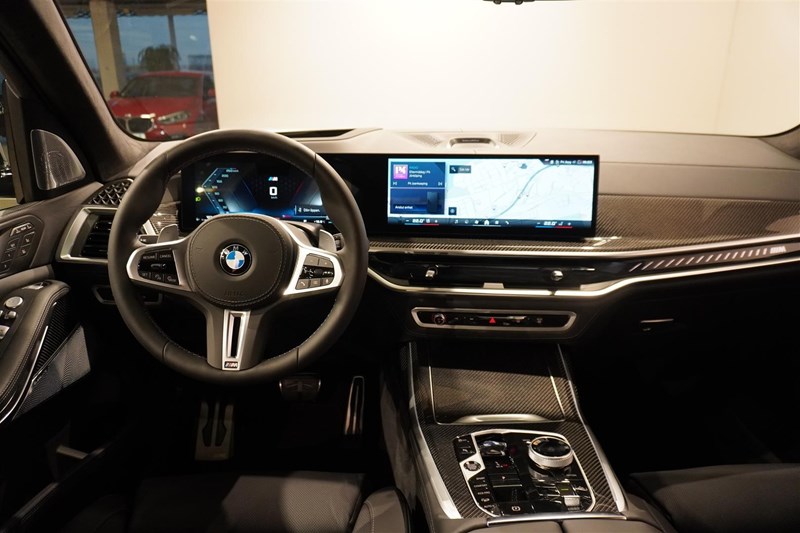 M60i xDrive Exclusive Comfort Bw Drag_23