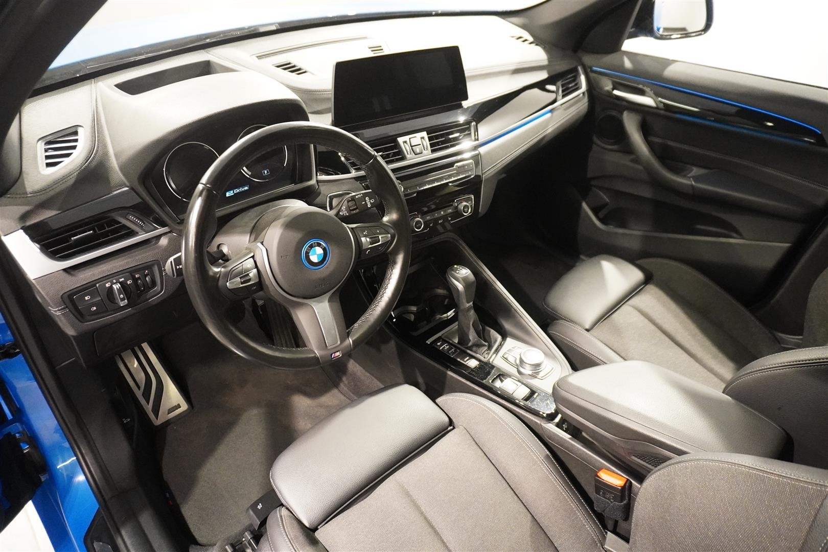 xDrive25e M Sport Navi Kamera 18”_3
