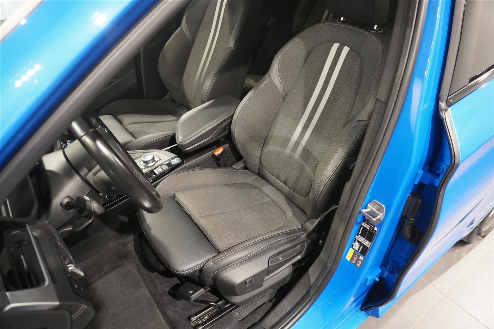 xDrive25e M Sport Navi Kamera 18”_11