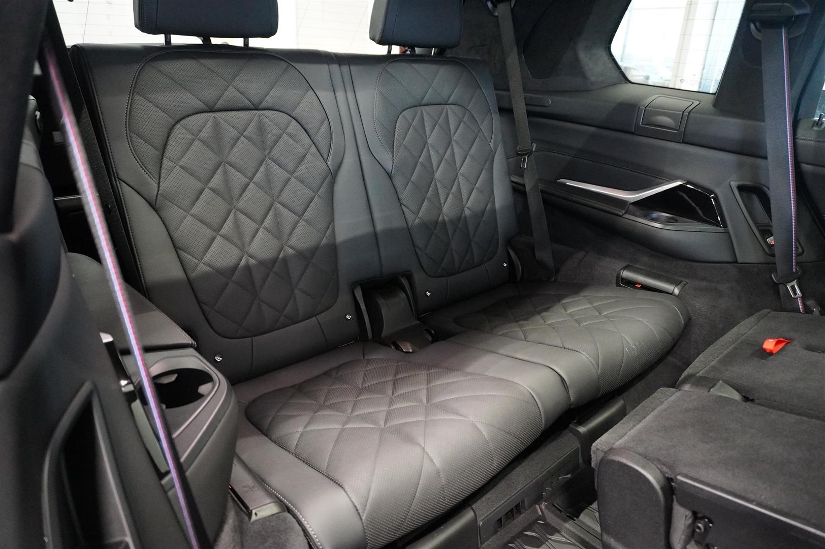 xDrive 40i M-Sport Pro Panorama Massage Värmare_15