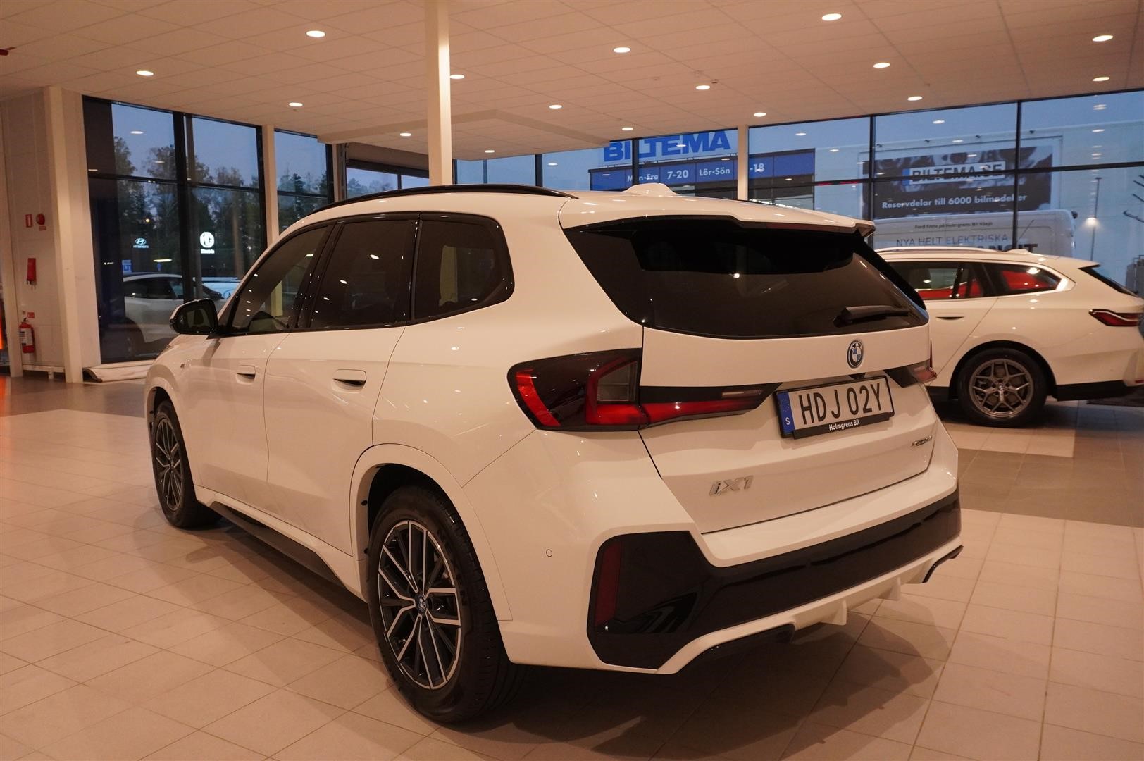 M-Sport Premium Drag_3