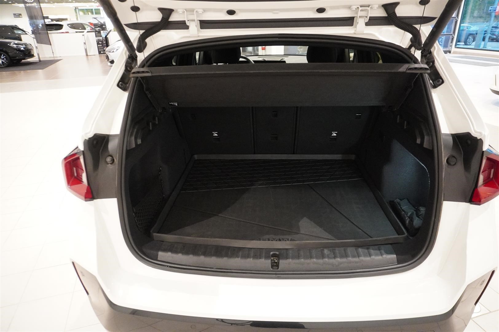 M-Sport Premium Drag_10
