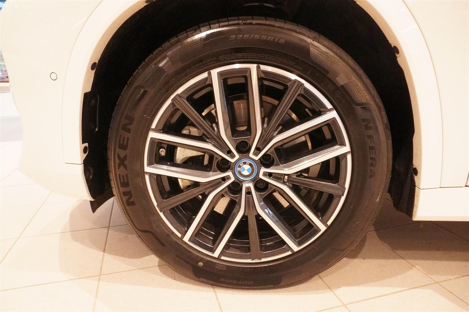 M-Sport Premium Drag_11