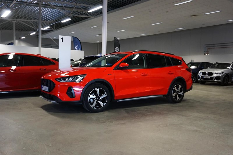 Ford Focus Active Kombi 1.0T EcoBoost MHEV 125hk E85 Edition 7-DCT Omgående Leverans