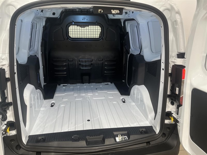 Skåp Limited 1.0l EcoBoost 125 hk 7at_3