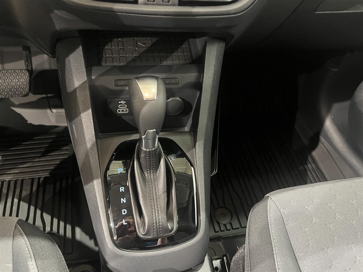 Skåp Limited 1.0l EcoBoost 125 hk 7at_7