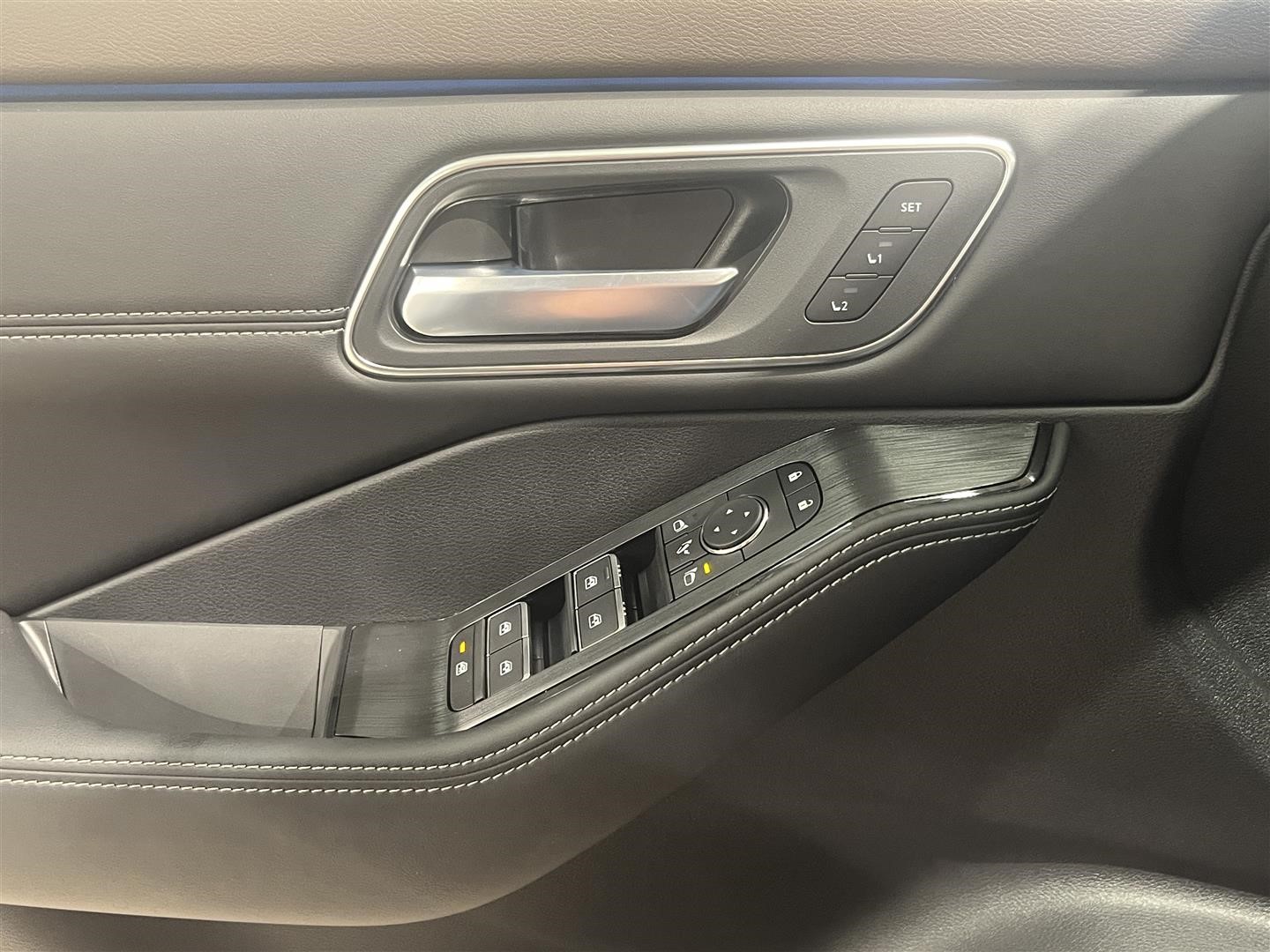 e-4ORCE Tekna Design Pack Bose 7sits_11