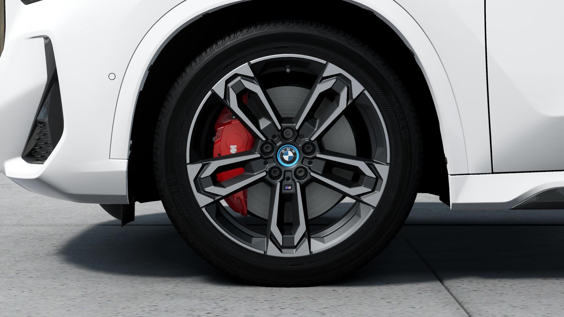 xDrive25e M Sport Pro Business Ed Drag HUD_6