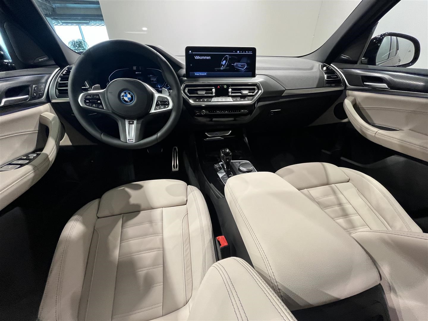 xDrive30e M Sport Innovation DAP El-Stol H K Drag_5