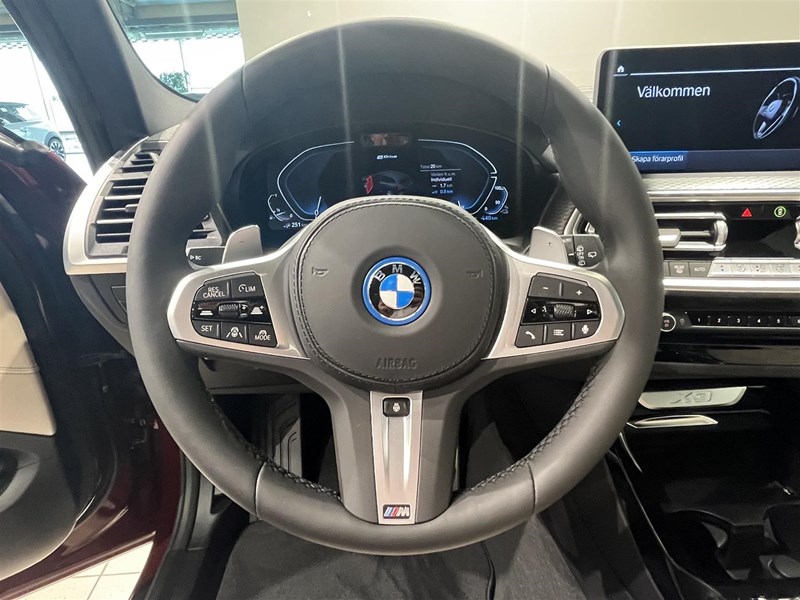 xDrive30e M Sport Innovation DAP El-Stol H K Drag_10