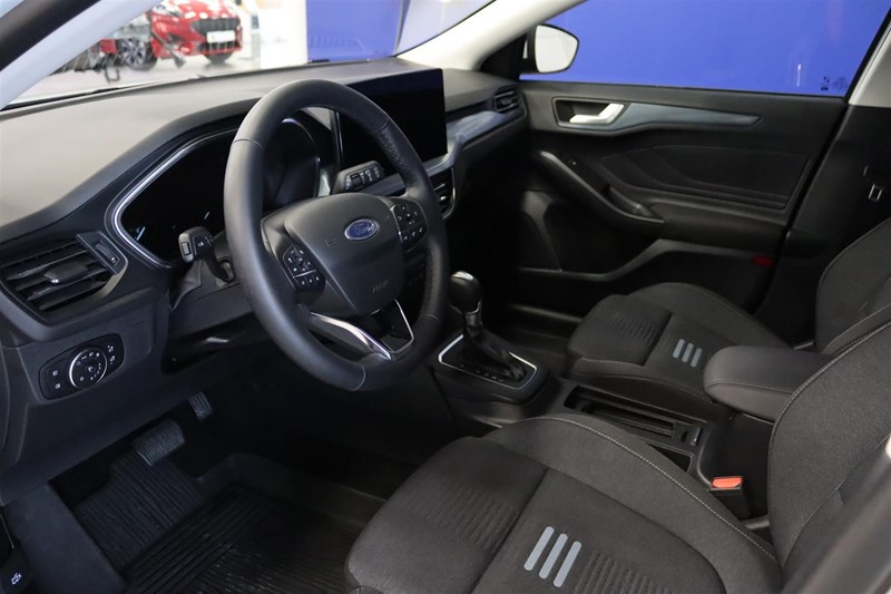 Ford Focus Active Kombi 1.0T EcoBoost MHEV 125hk E85 Edition 7-DCT_6