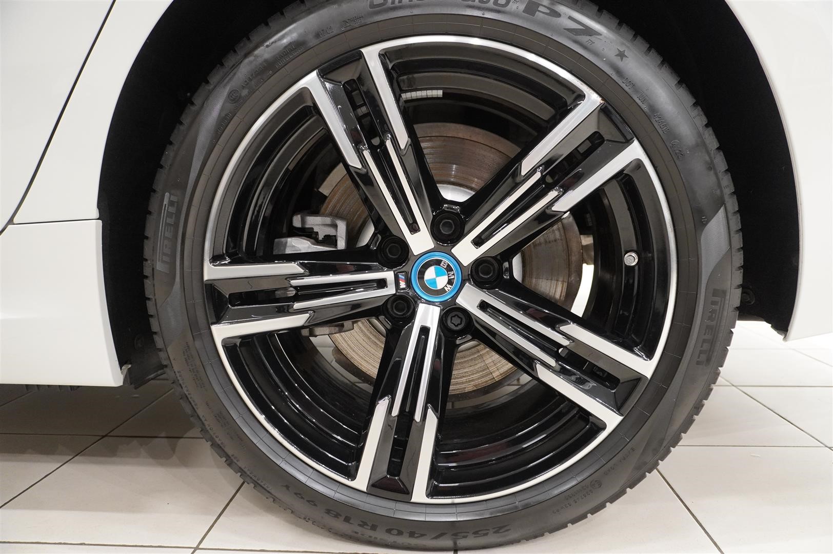 M-Sport Nav HiFi Drag Aktiv Fart Service 4 År 10000mil Ingår_10