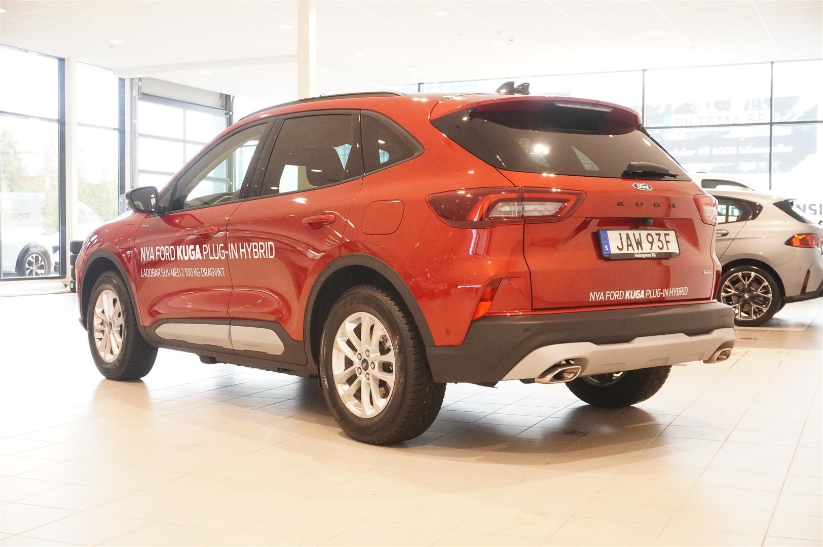 Active X 2.5 Plug-In Hybrid FWD 243hk Business Edition_3