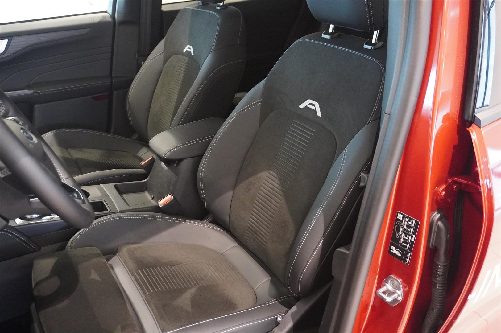 Active X 2.5 Plug-In Hybrid FWD 243hk Business Edition_6