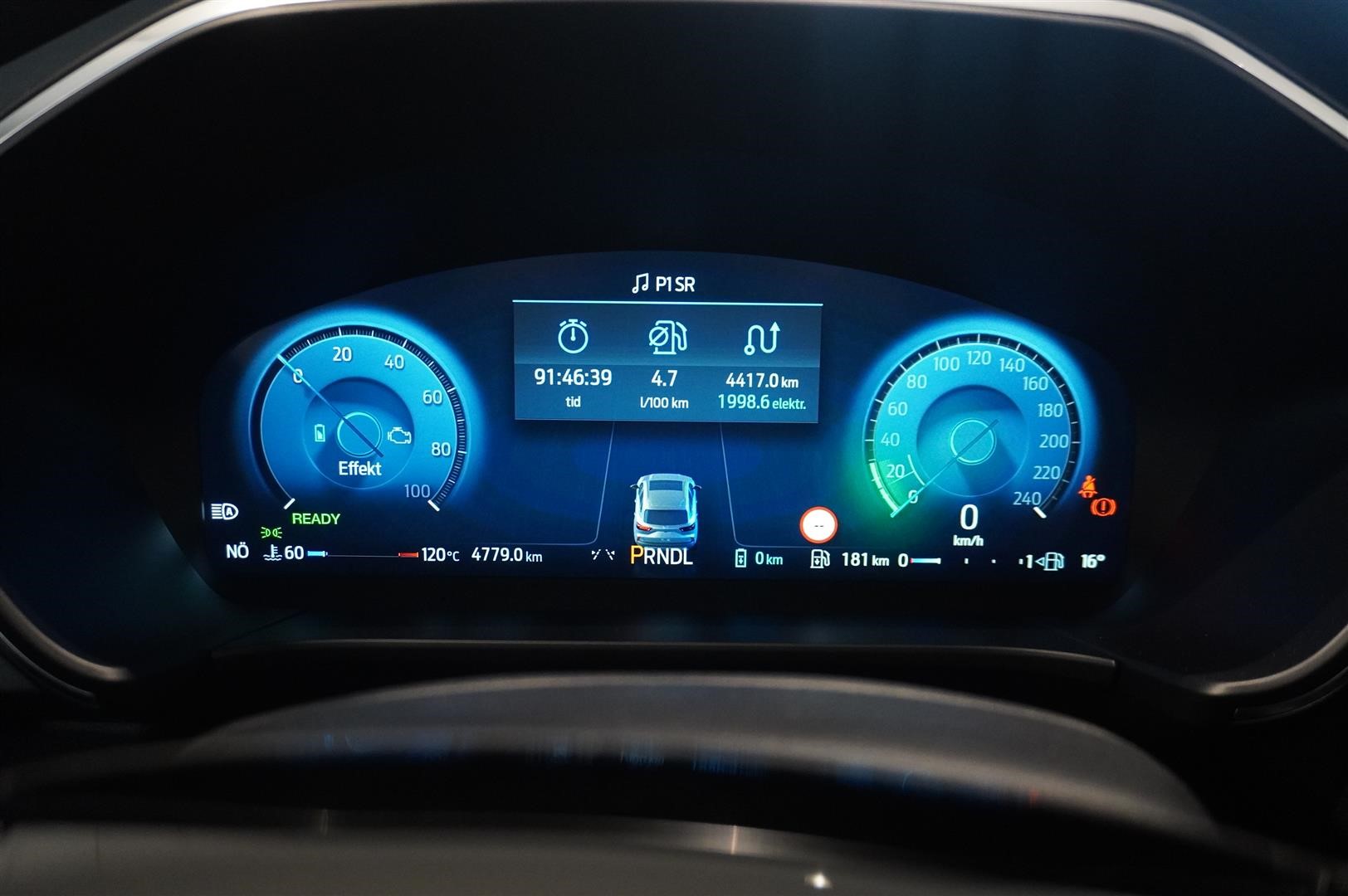 Active X 2.5 Plug-In Hybrid FWD 243hk Business Edition_11